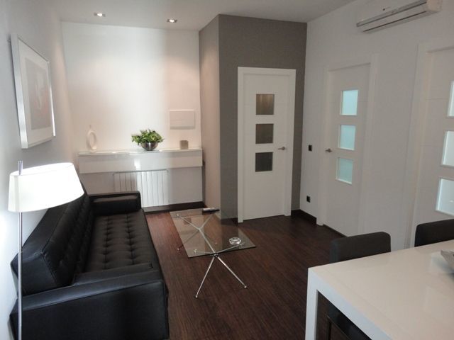 Apartamentos Alos Barcellona Esterno foto