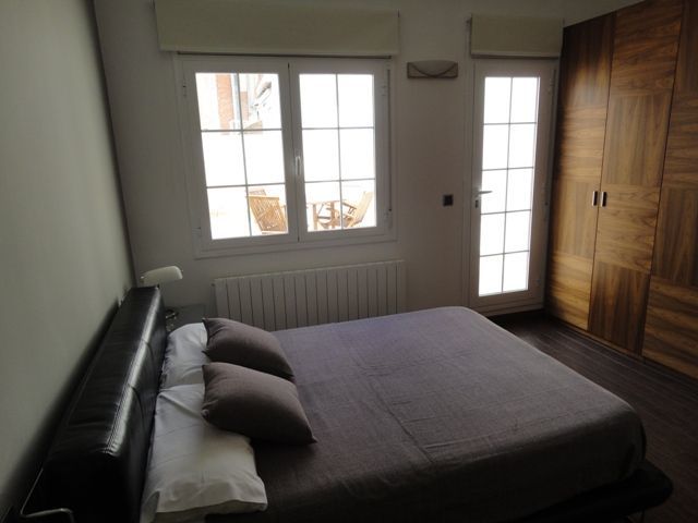Apartamentos Alos Barcellona Esterno foto